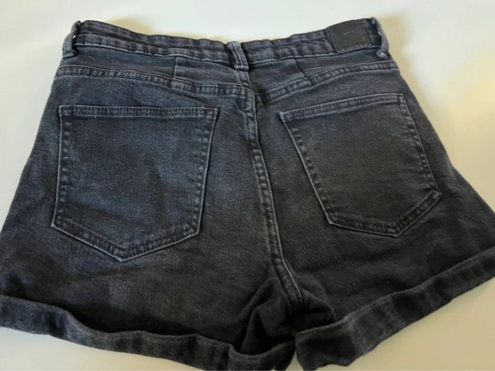 Short Bershka - photo numéro 4
