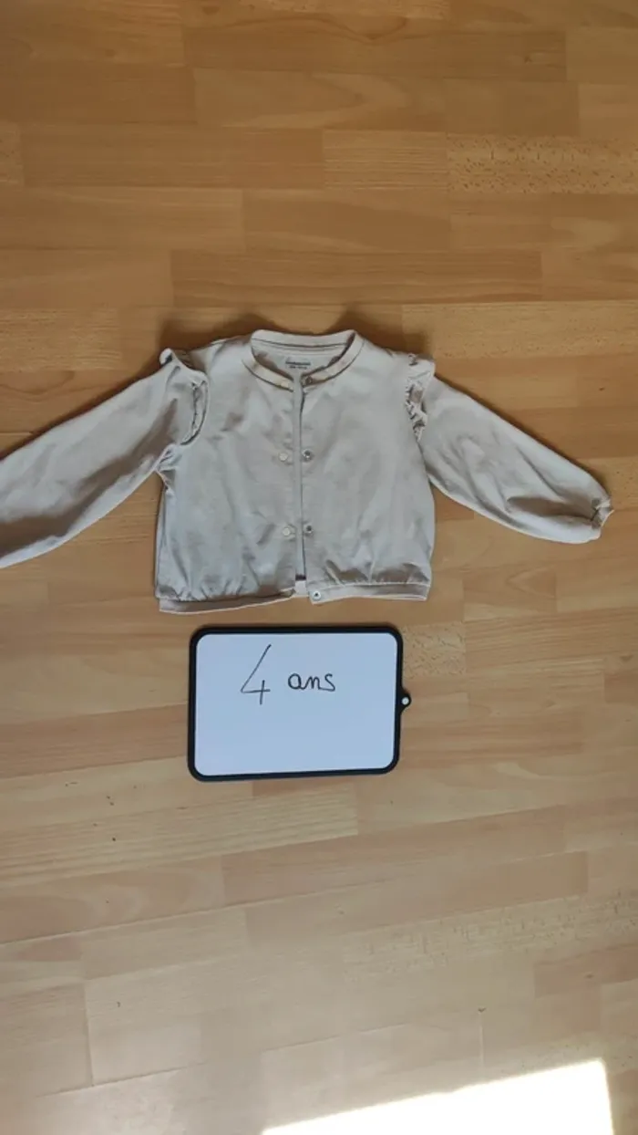 Robe et cardigan taille 4 ans - photo numéro 7