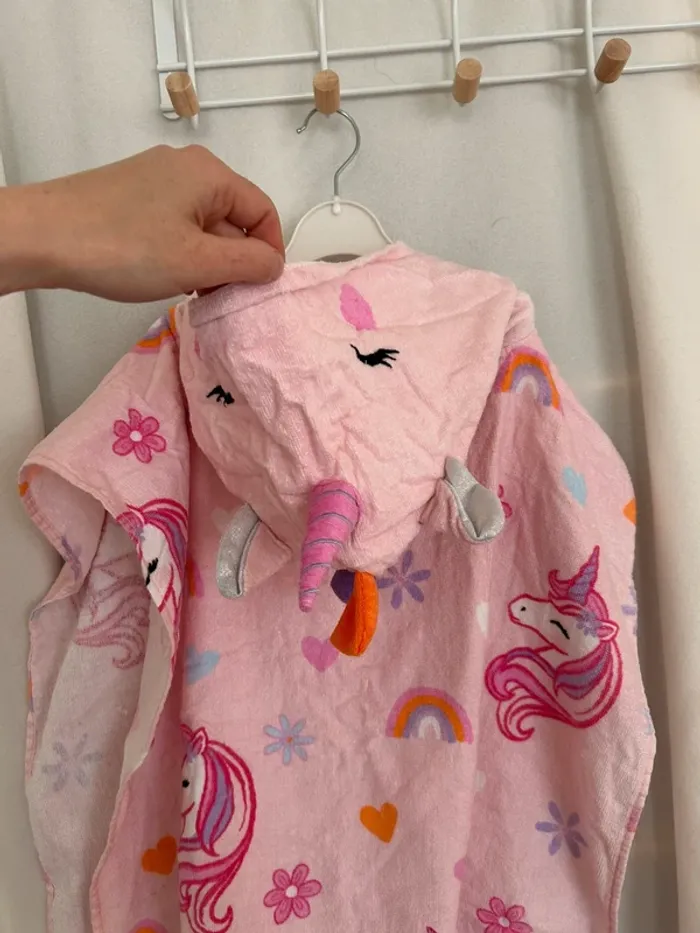 Poncho serviette licornes - photo numéro 3