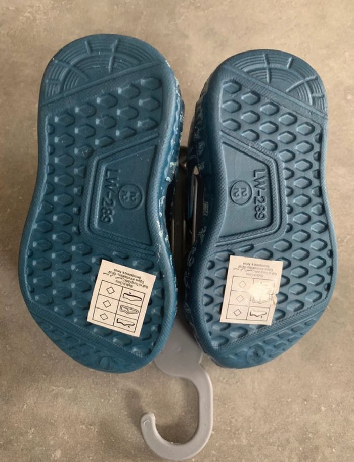 Sandales plastique bleue T22 - photo numéro 3