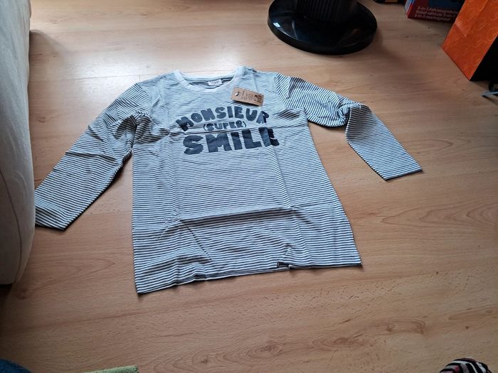 T-shirt longue manche 8 ans TAO