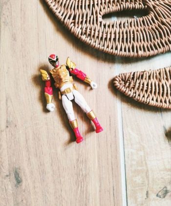 🙅 Power rangers ultra megaforce - Figurine du ranger rouge - marque Bandai