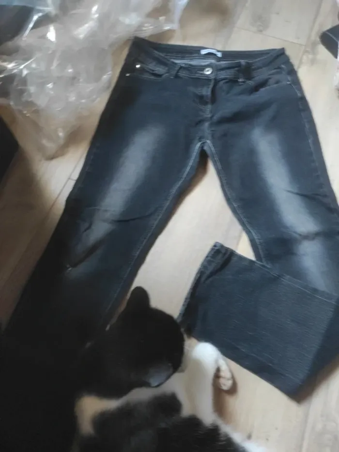 Jean taille 42 - photo numéro 4
