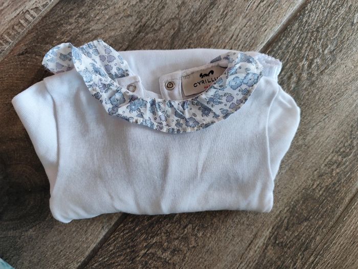 Body Cyrillus avec col fleuri et pantalon okaidi 🤟 - photo numéro 2