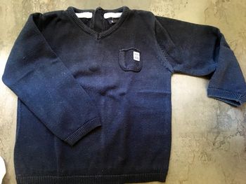 Pull bleu marine kiabi 18 mois