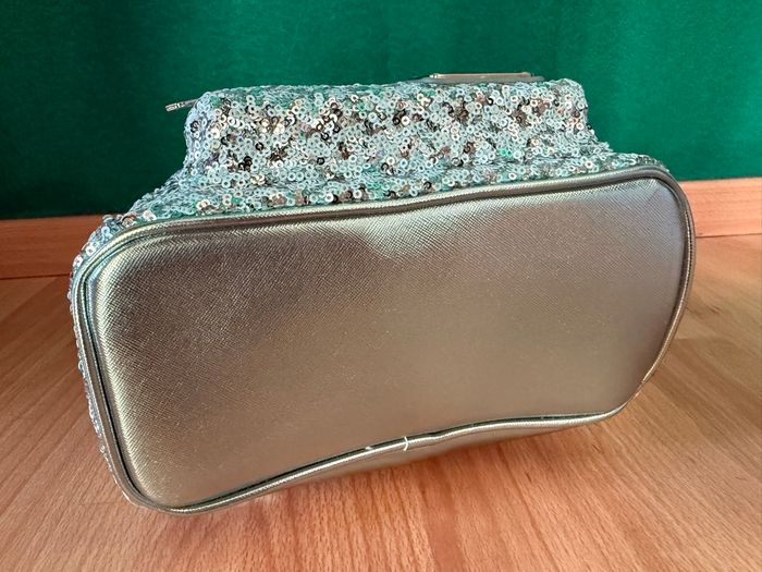 Loungefly Arendelle reine des neiges sequins - photo numéro 6
