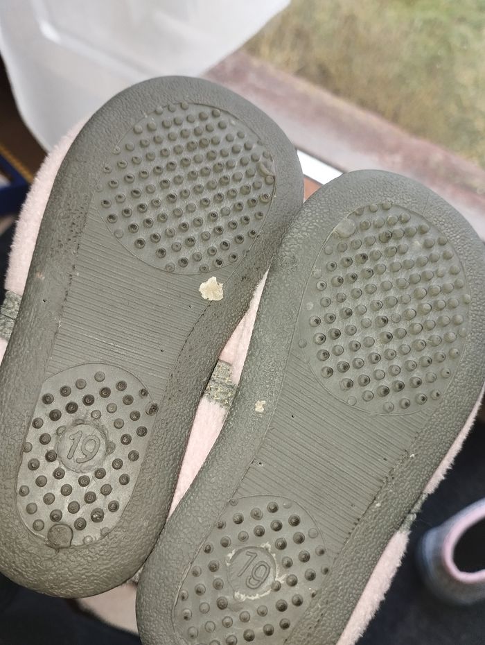 Pantoufle - photo numéro 2