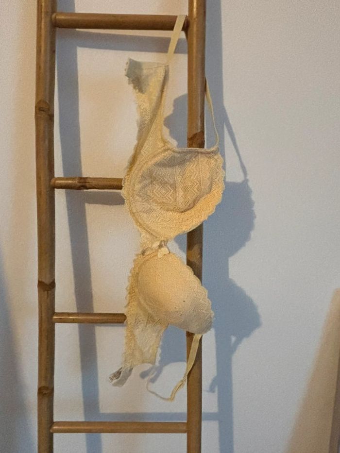 Soutien gorge jaune