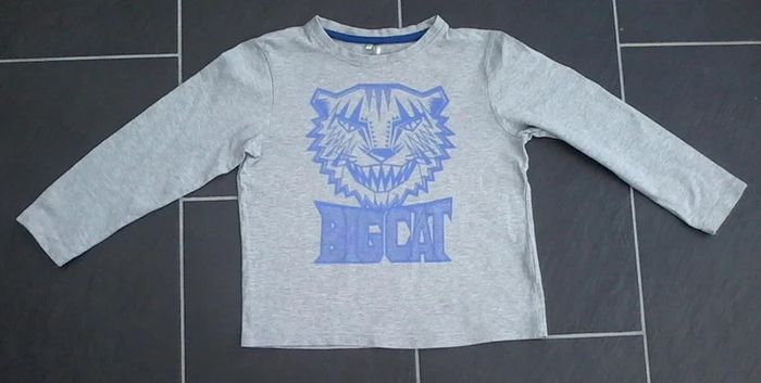 Joli tee-shirt manches longues garçon 8 ans