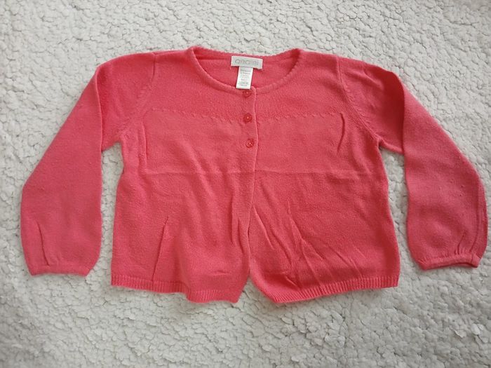 Gilet fille taille 12 mois