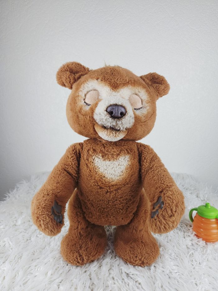 Peluche interactive Cubby l ours curieux marque Furreal 🎅 - photo numéro 5