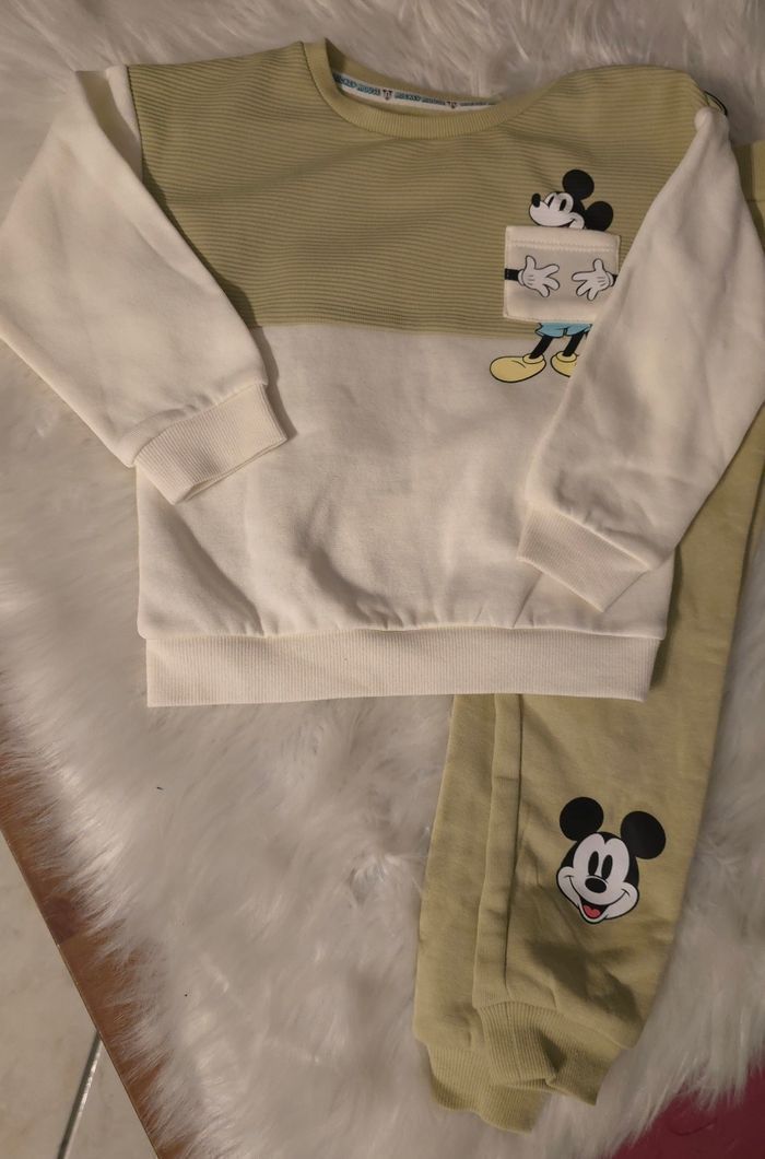 Neufs (non portés🥰🤩)🏷 ensemble molleton 36mois garçon 🥰🤩 - photo numéro 2