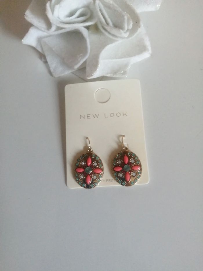 🌸Boucles dormeuses colorées chic "New Look" 🌸 - photo numéro 2
