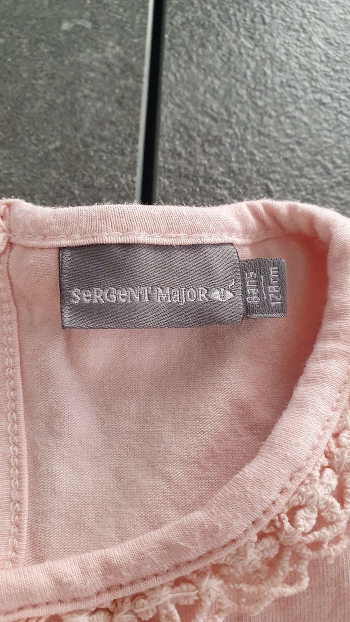 T shirt en 8 ans - photo numéro 3