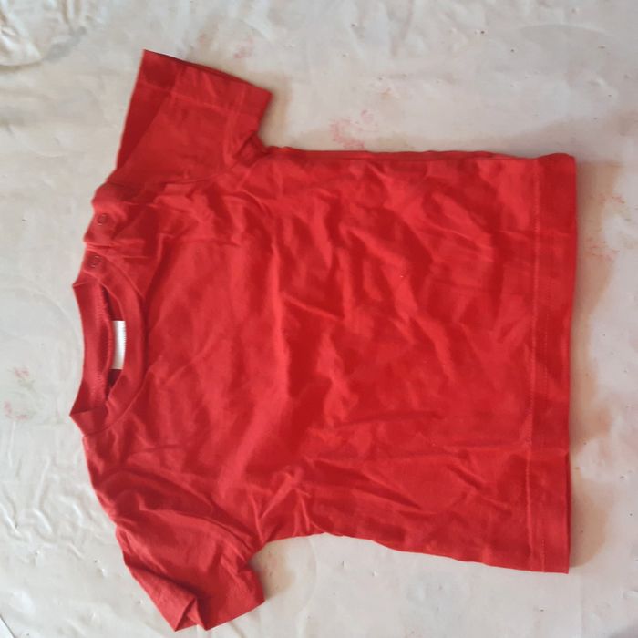 3 t shirts 12 mois - photo numéro 5