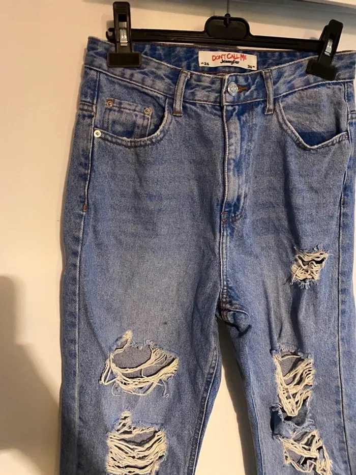 Jean large troué Jennyfer taille 36 tres bon état - photo numéro 3