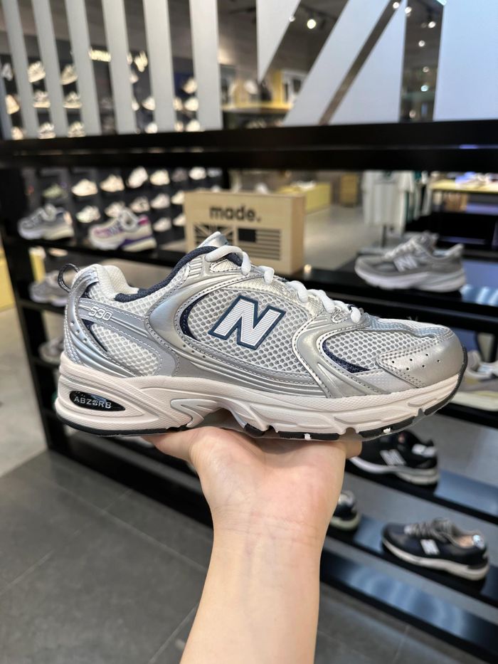 New Balance NB 530 ABZORB Ecru 38 - photo numéro 2