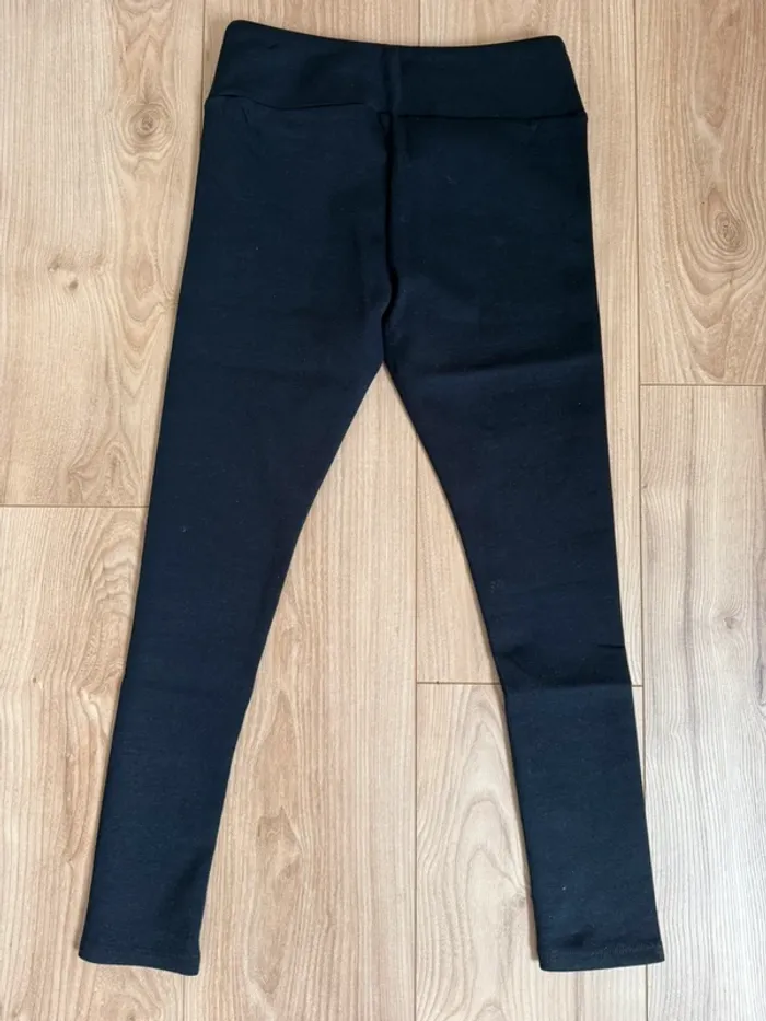 Legging Jordan M neuf avec étiquette - photo numéro 2