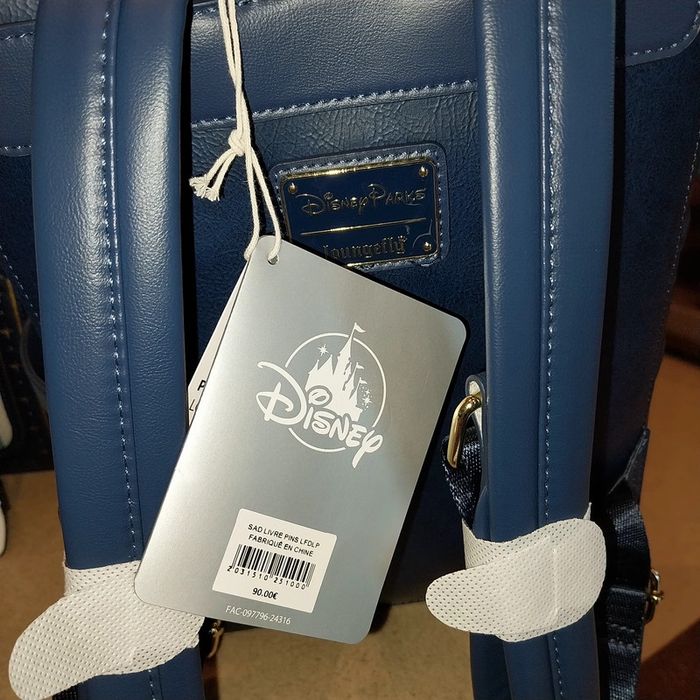 Pick-up Sac Livre loungefly Disney - photo numéro 3