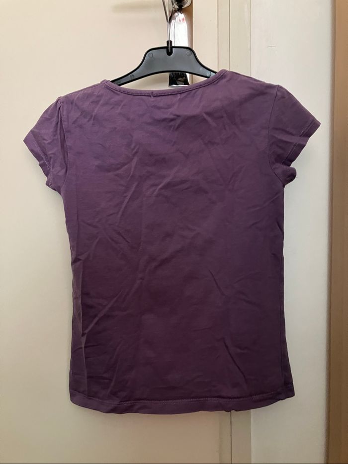 Lot de 2 T-shirts 6/8 ans (1€) - photo numéro 4