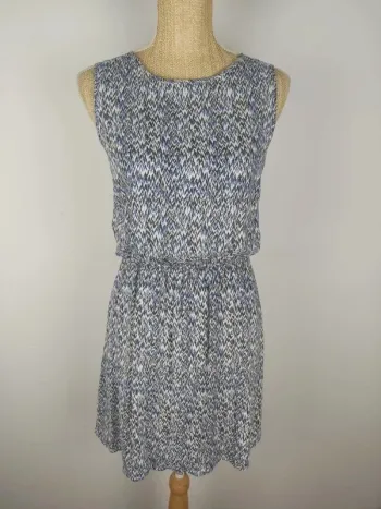 Robe mi-longue sans manches motifs graphiques bleu blanc noir taille M Best Mountain