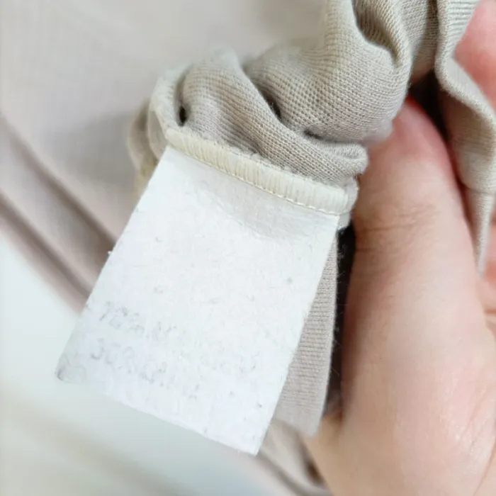 Sweat léger beige Pierre Cardin manches longues Made in France logo taille S/M estimée A1288 - photo numéro 5