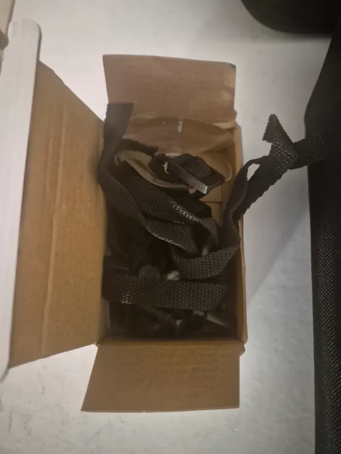 Protection coffre universelle de voiture , animaux,travaux - photo numéro 4