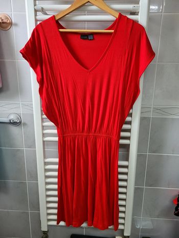 Robe manches courtes