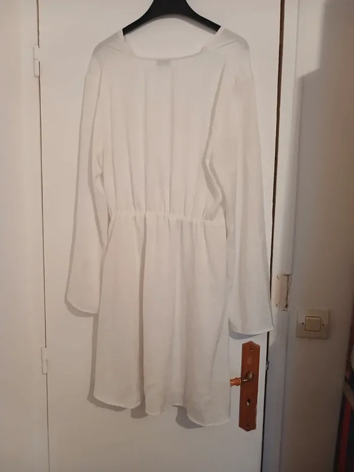 Robe blanche - photo numéro 2