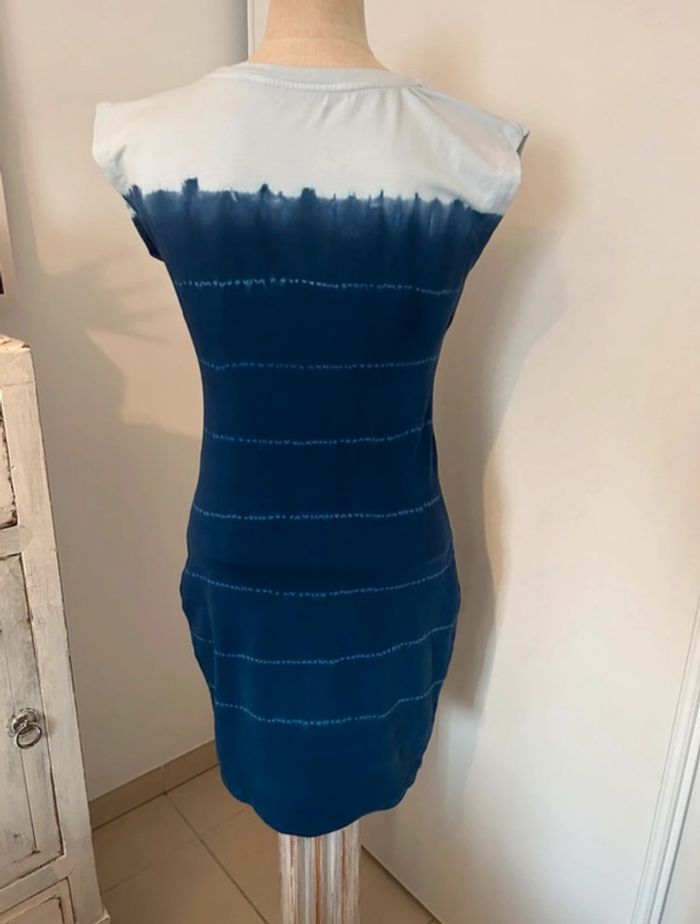 Robe Claudie pierlot taille 2 - photo numéro 2