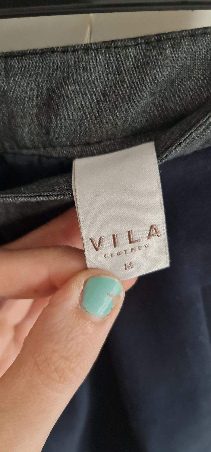 Jupe Vila taille 38 M - photo numéro 2