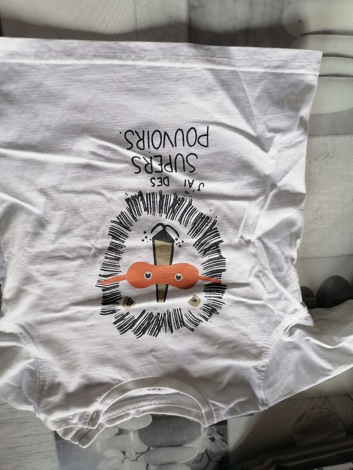Tee shirt - photo numéro 2