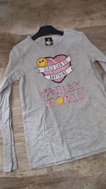 Tee-shirt smiley