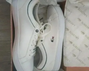 baskets en cuir Lacoste