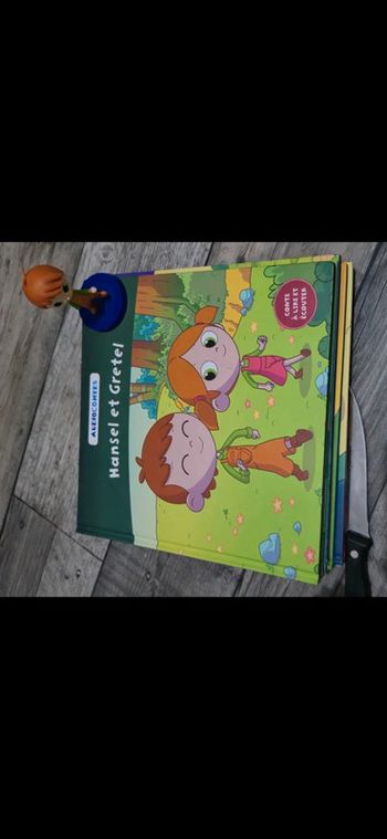 Hachette 6 Audioconte livre et figurine audio conte