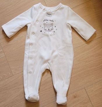 Pyjama coton blanc "Tape à l'œil" 3M jamais porté