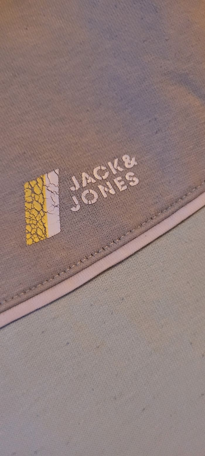 Pull à capuche - photo numéro 3