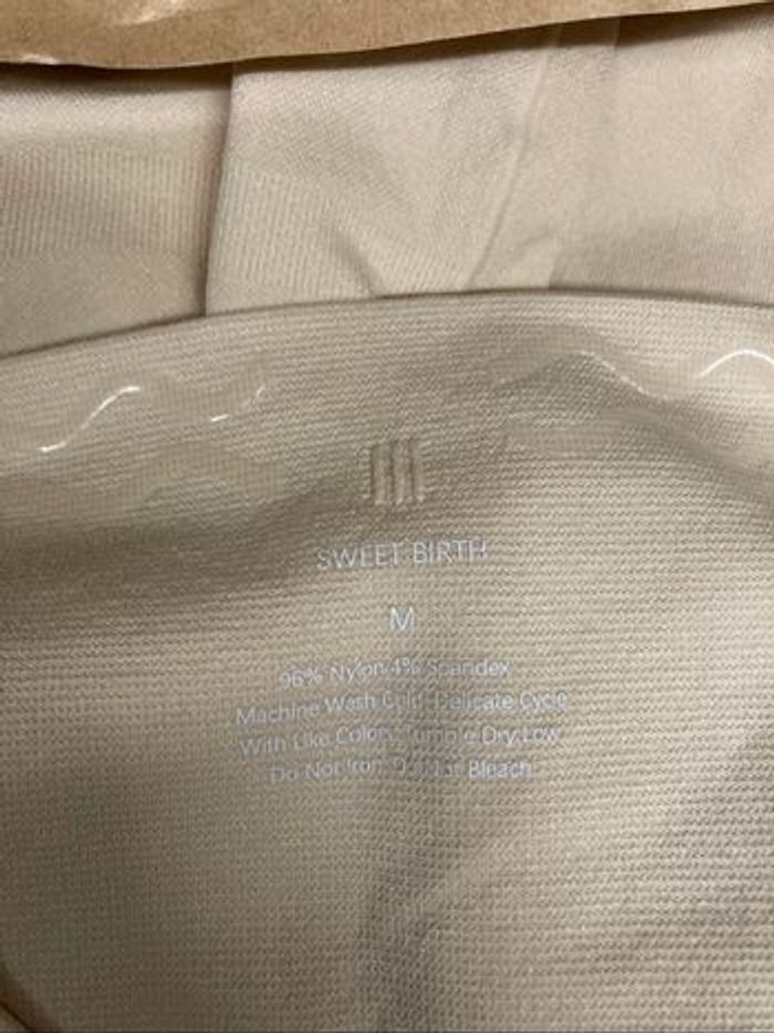 Short gainant sweet birth - photo numéro 2