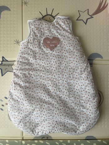 Gigoteuse bébé fille 