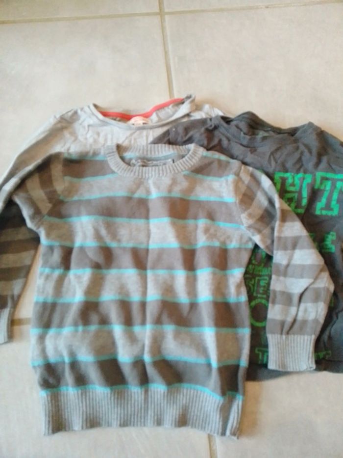 Lot 3 pulls 4 ans