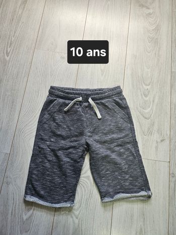 Short 10 ans tissaia