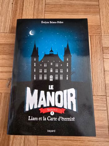 Livre "Manoir" tome 1 saison 1