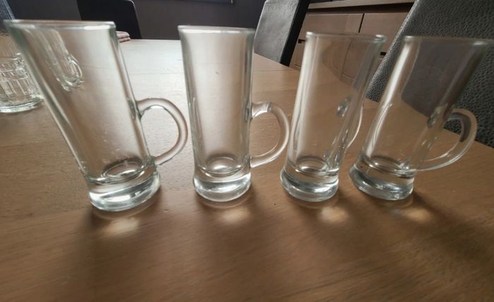 Lot dec4 verres à liqueur