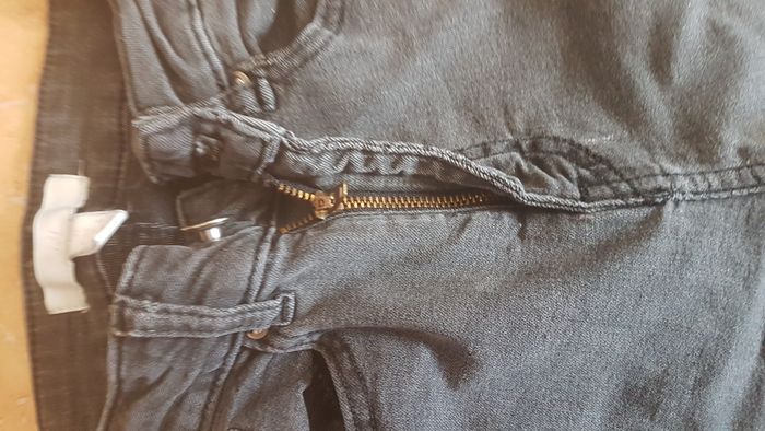 Jeans slim troué femme 34 noir H&M - photo numéro 2