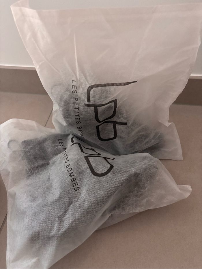 Botines noir LPB en suedine avec lacet cheville pointure 38 - photo numéro 9