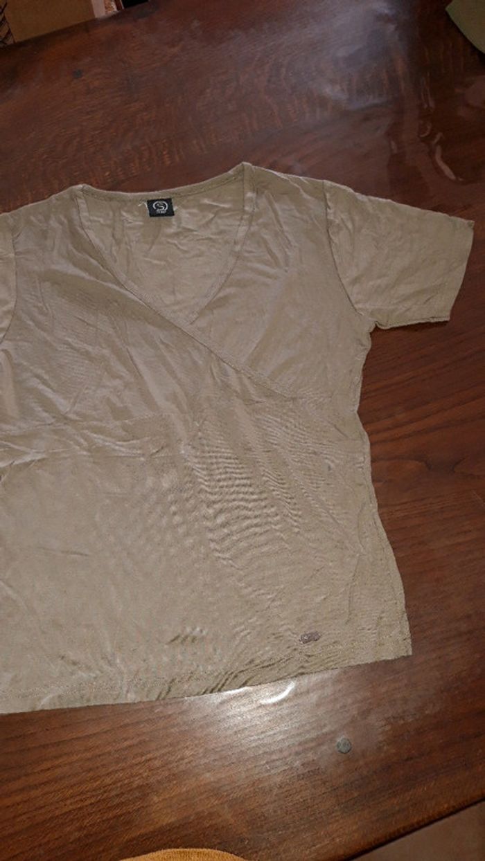 Tee-shirt femme - photo numéro 2