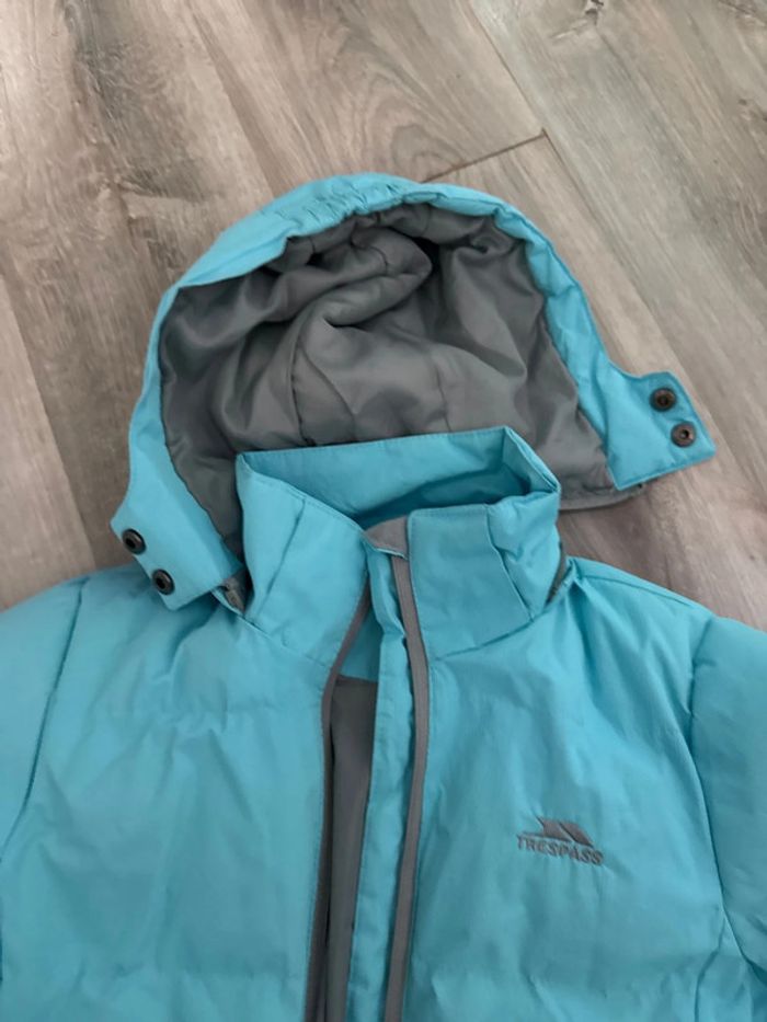 Manteau hiver long bleu clair 7 8 ans trespass - photo numéro 2