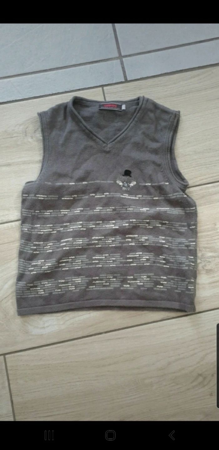 Pull fin sans manches catimini 4 ans