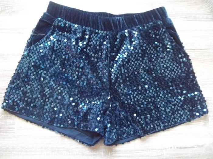 Short velours à sequins bleu marine Kiabi 12 ans