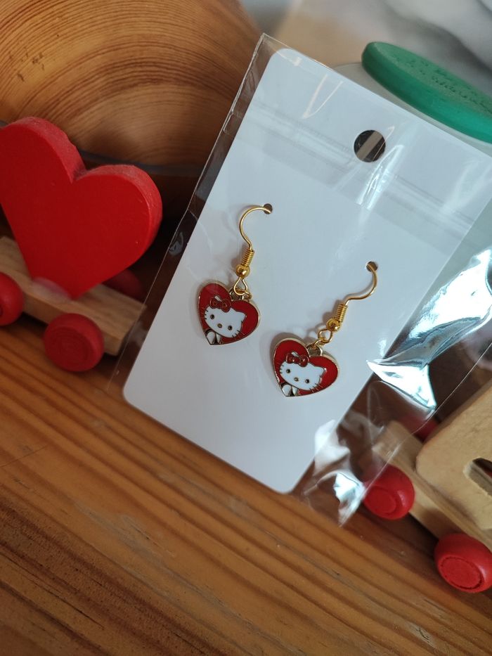 Boucles d'oreilles hello Kitty - photo numéro 4